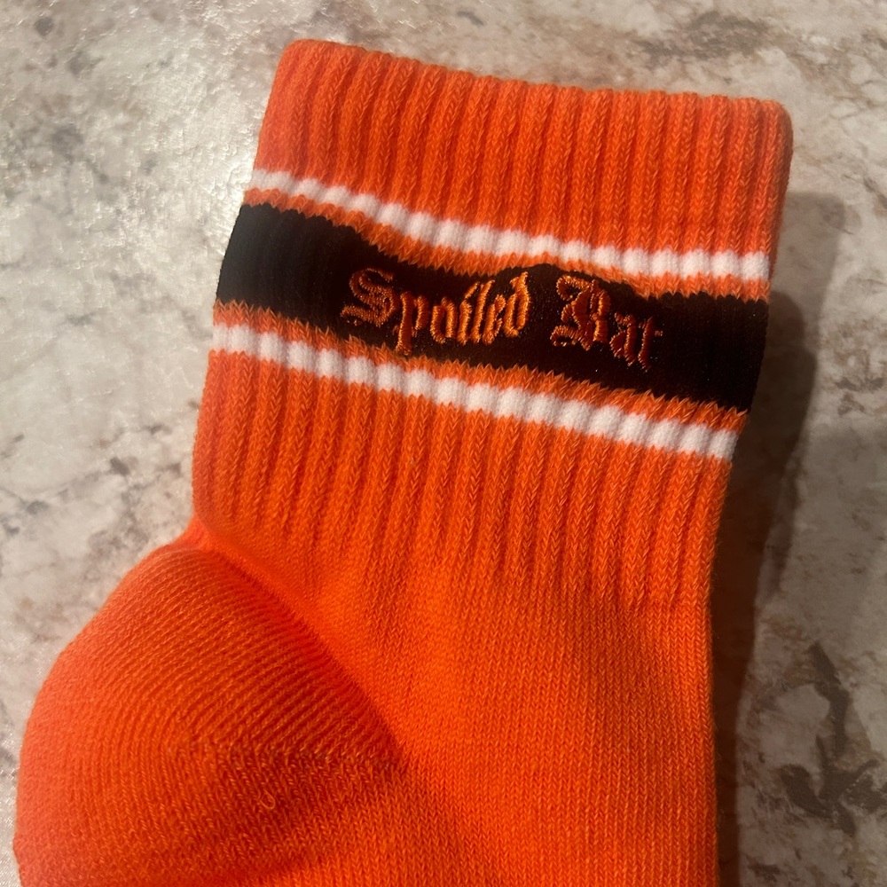 VS PINK Halloween Bat & Spoiled Bat 2-Pack Quarter Socks NEW - Picture 3 of 9